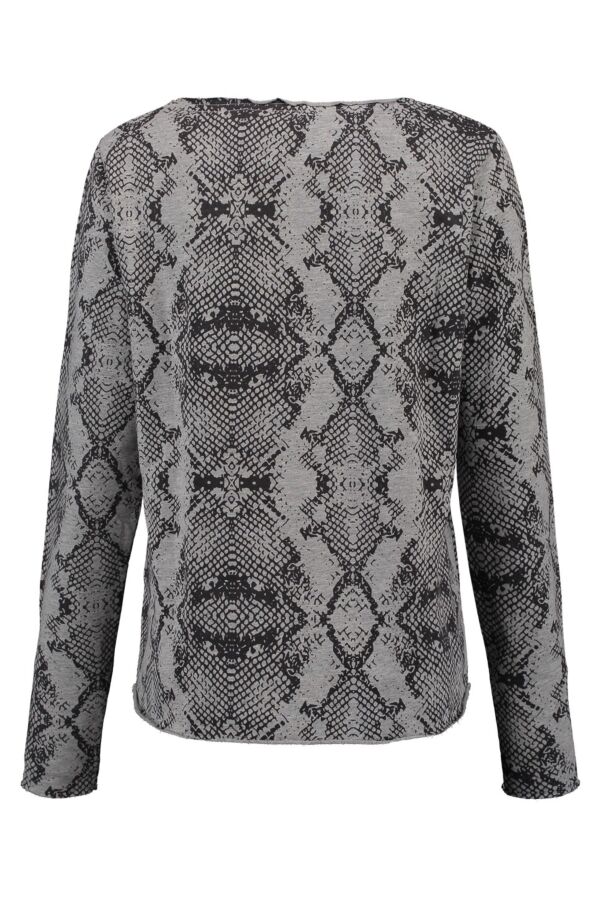 Juvia Snake Print Sweater in Grey Melee - 803 20 10 900